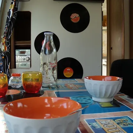 Caravane Airstream Americaine 1976 Bed & Breakfast Les Sorinières